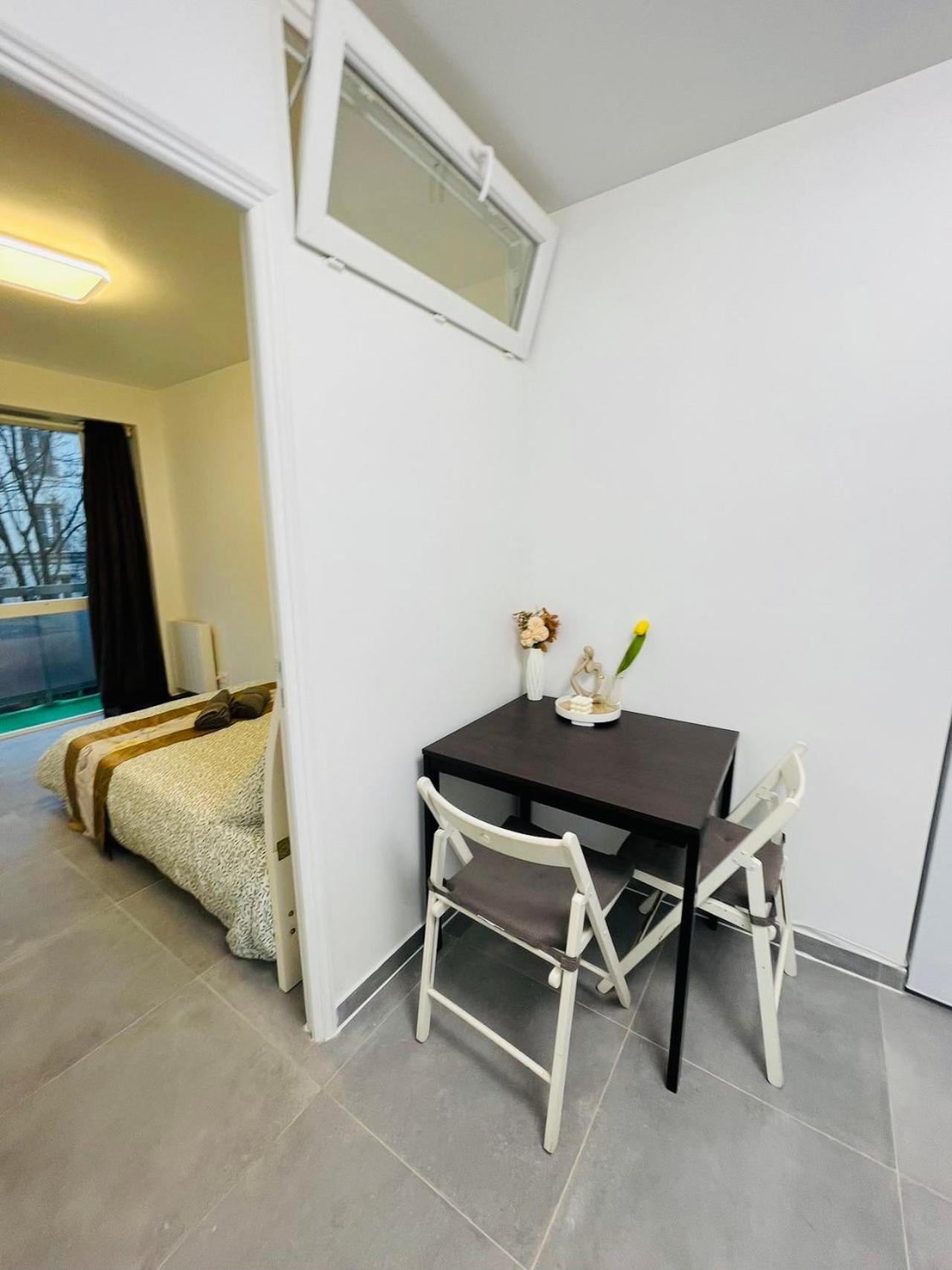 Dream Dwell Paris-Two Bedrooms Apart Near Gare Du Nord Eksteriør billede